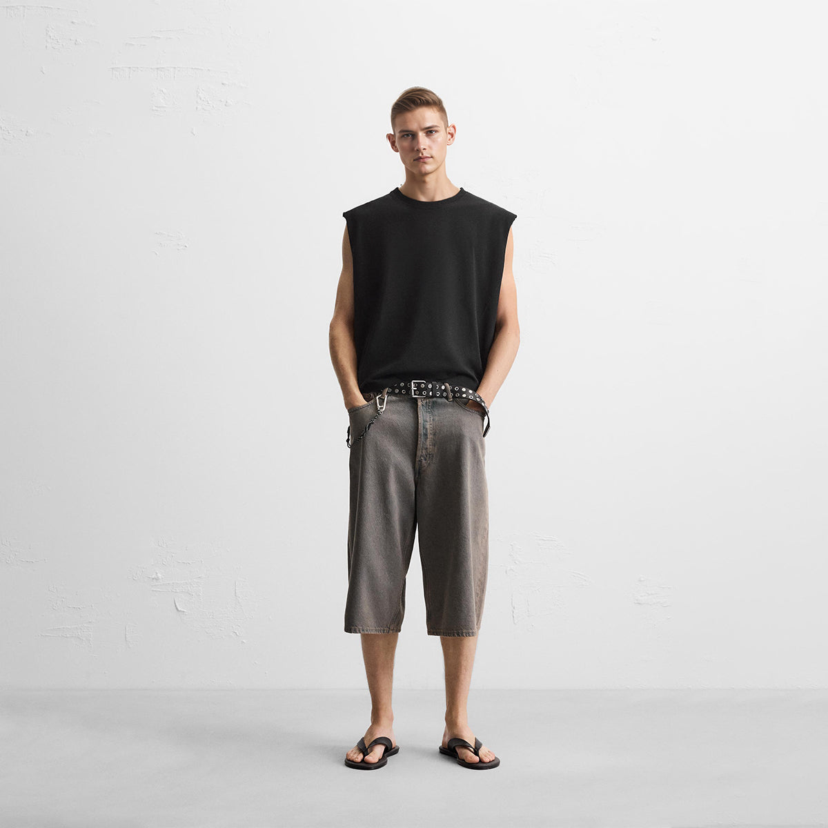 Ecobiza - NeoRonin - Unisex Cropped Boxy Heavyweight Tank